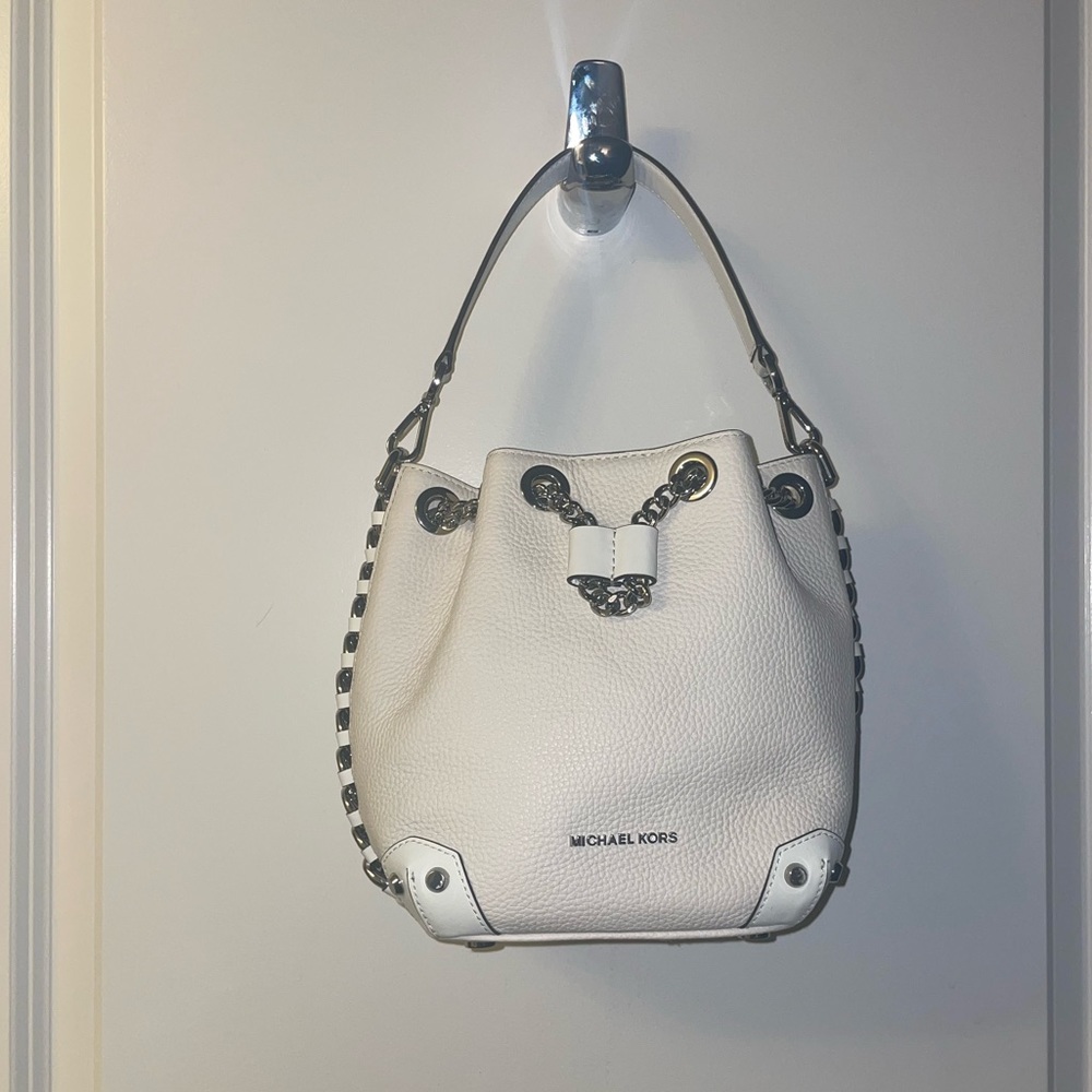 Michael Kors bucket bag